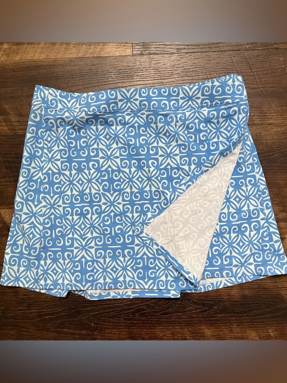 Ripskirt Hawaii rip skirt blue floral wrap hook and loop skirt medium 16” length